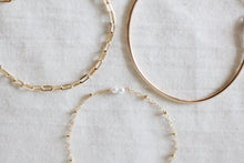 Load image into Gallery viewer, Bead & Pearl Bracelet