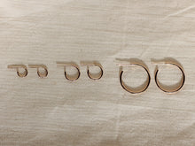 Load image into Gallery viewer, Everyday 1/2" Hoops (Medium)