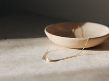 Load image into Gallery viewer, Freshwater Pearl Necklace