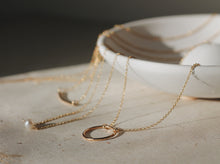 Load image into Gallery viewer, Round Ring Necklace