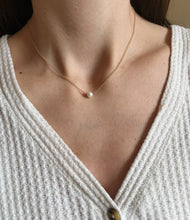 Load image into Gallery viewer, Freshwater Pearl Necklace