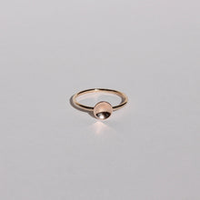 Load image into Gallery viewer, Concave Ring