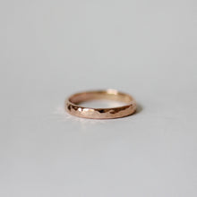 Load image into Gallery viewer, Gold Hammer Textured Wedding Band
