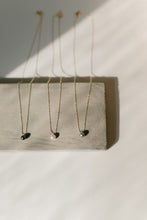 Load image into Gallery viewer, Freshwater Pearl Necklace