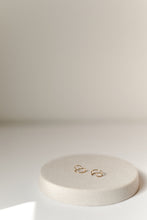 Load image into Gallery viewer, Earring Cuff